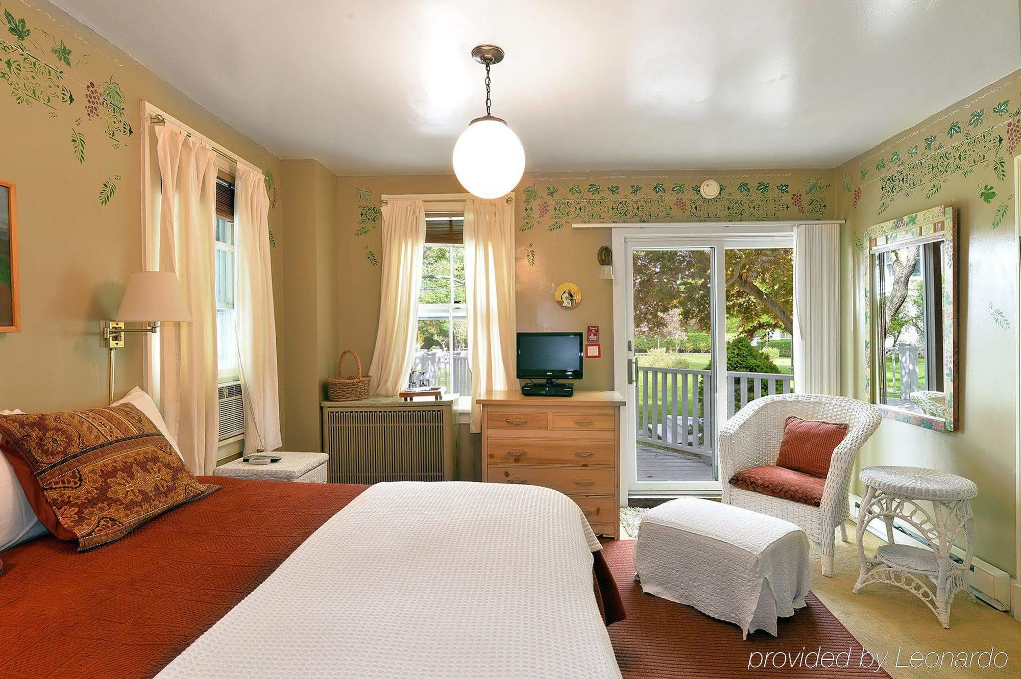 The Village Latch Inn Southampton Zewnętrze zdjęcie